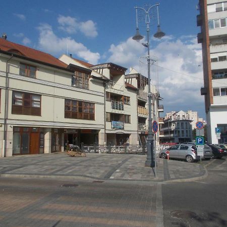 Retron Szinva-Lux Hotel Miskolc Bagian luar foto