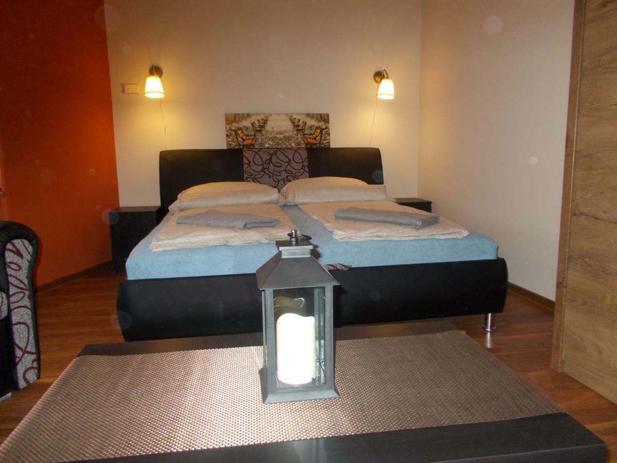 Retron Szinva-Lux Hotel Miskolc Bagian luar foto