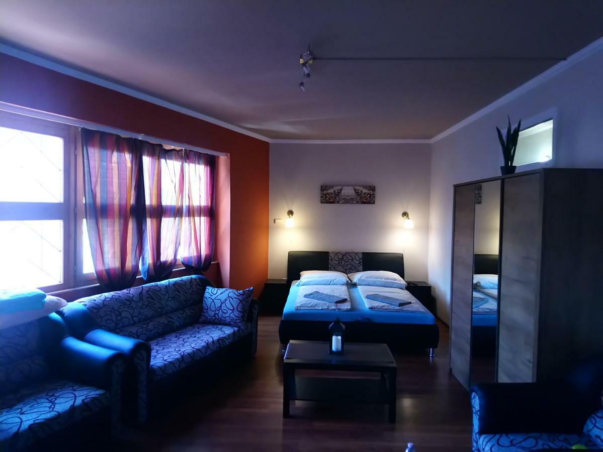 Retron Szinva-Lux Hotel Miskolc Bagian luar foto